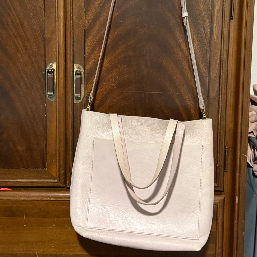 Madewell Transport Tote - Medium size - Wisteria Dove color